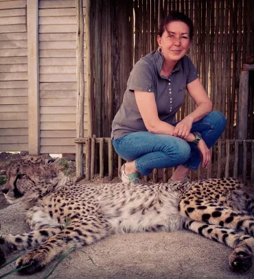 Silvia - Outfitter and Lodge Manager - Equipo The Hunter's Dream